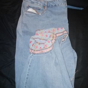 Plus size Capri cuffed